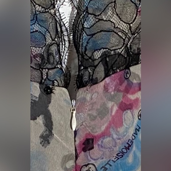 Chanel Silk Multi-Color Logo Graphic Dress Sz: EUR 40 US 6 - Picture 7 of 10